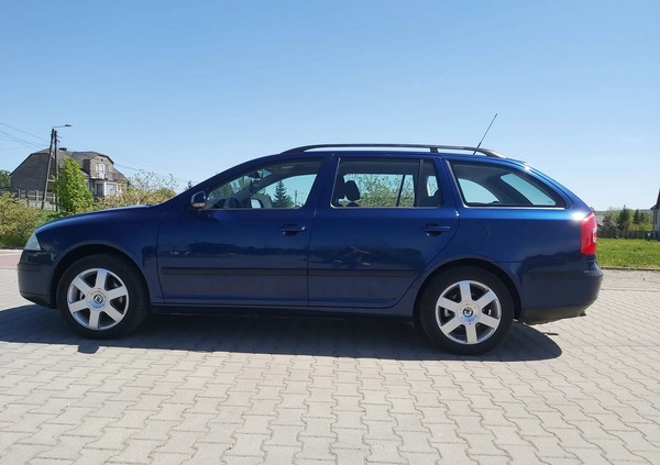 Skoda Octavia cena 17900 przebieg: 218000, rok produkcji 2007 z Kielce małe 562